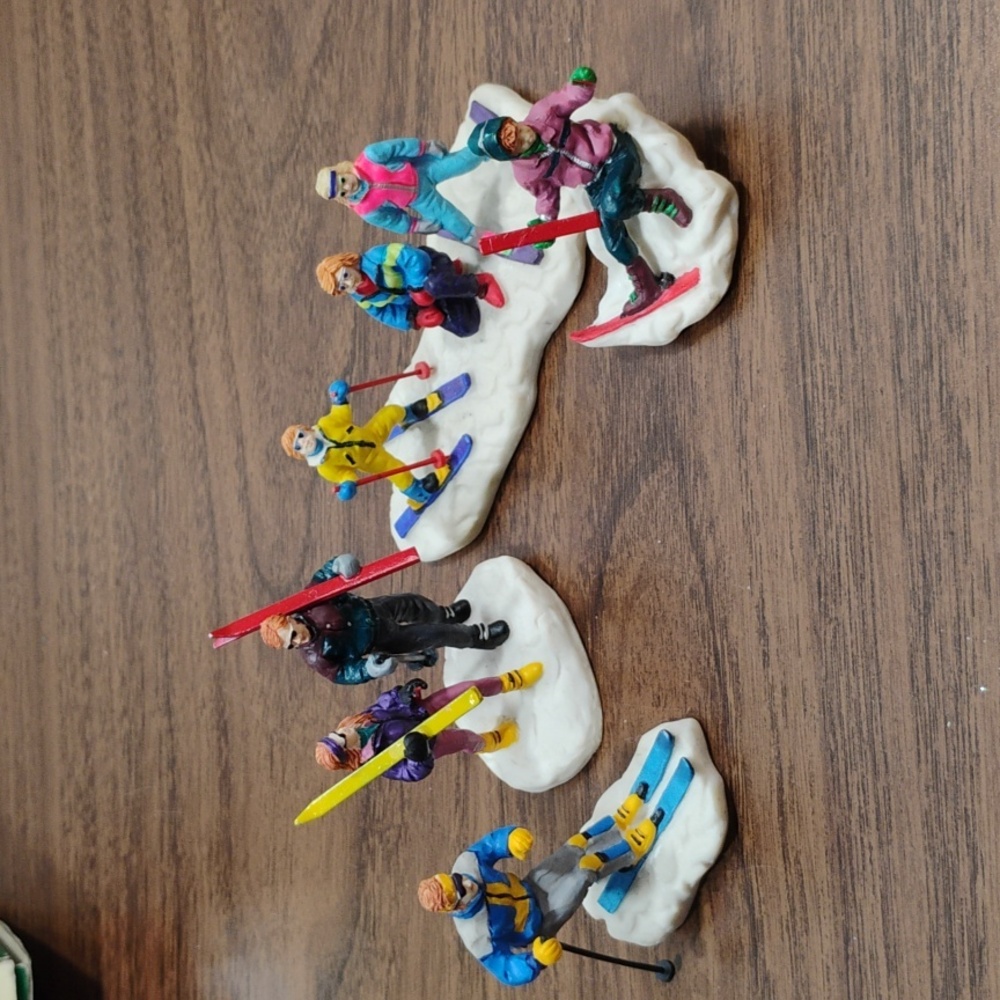 1997 Lemax Ski Set